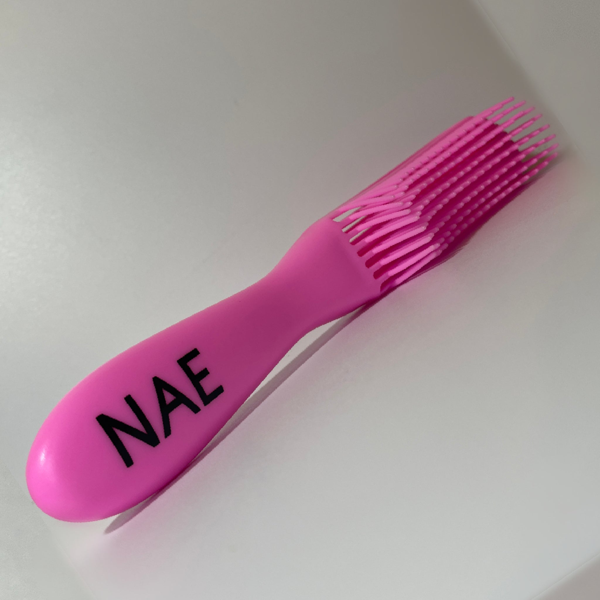 Detangling brush